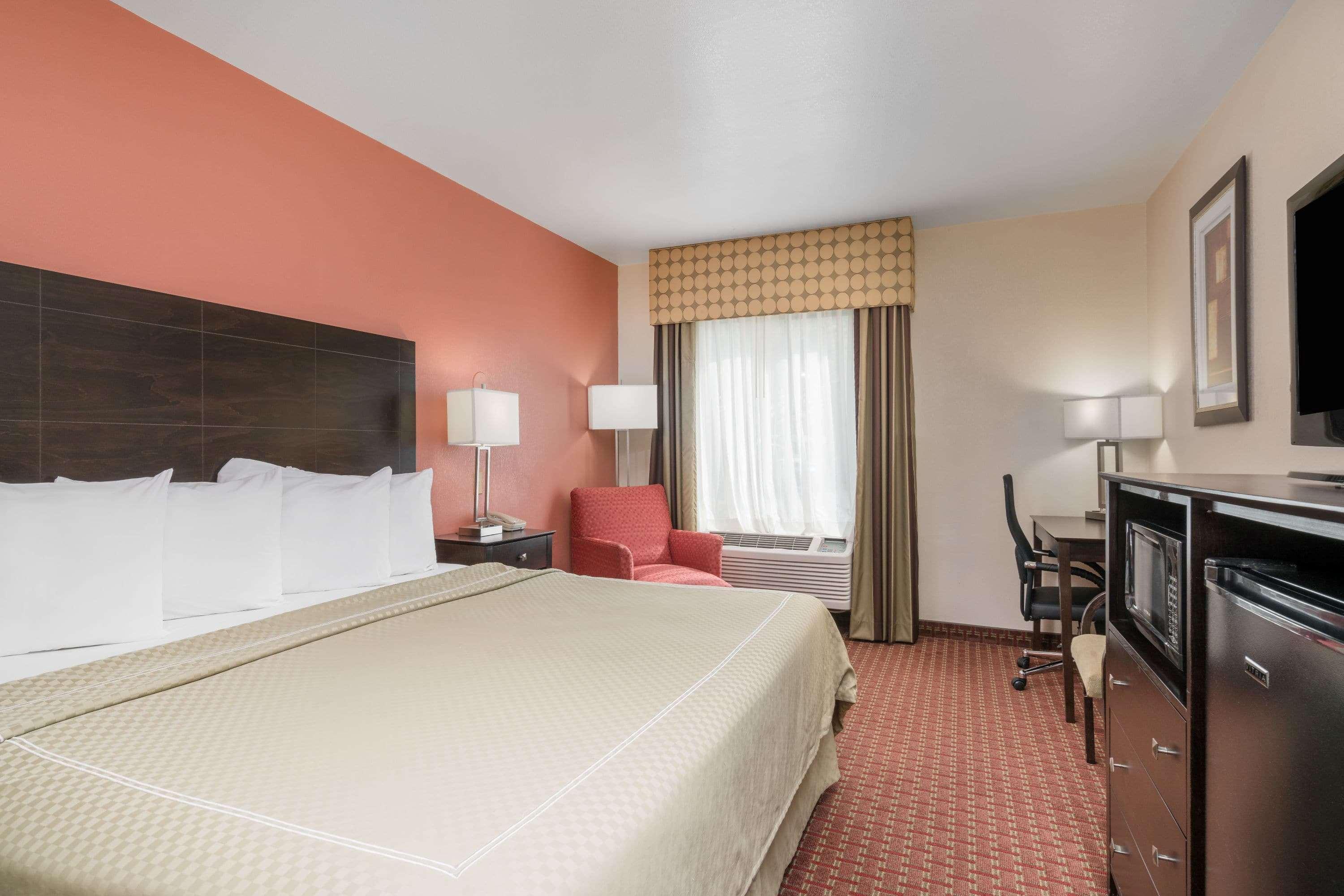 Americinn By Wyndham Johnston Des Moines Urbandale Ngoại thất bức ảnh